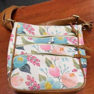 Bueno floral purse // 030710